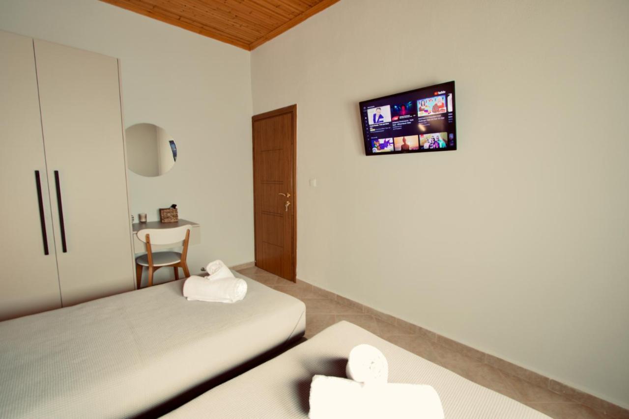 Enalio Beach House Nea Kallikrateia Buitenkant foto