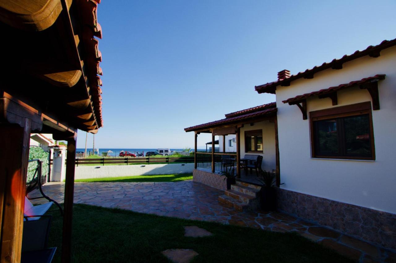 Enalio Beach House Nea Kallikrateia Buitenkant foto