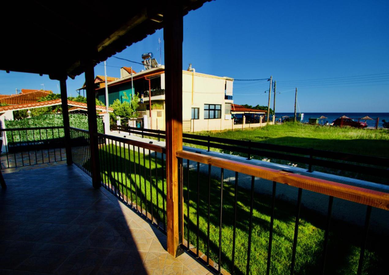 Enalio Beach House Nea Kallikrateia Buitenkant foto